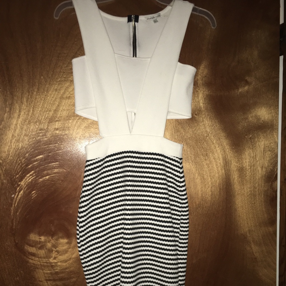Fitted Midi Party Dress Size Small